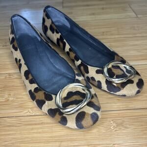 Stuart Weitzman Women’s 7.5 Leopard Kitten Heel Wedge Calf Pony Hair Gold Detail